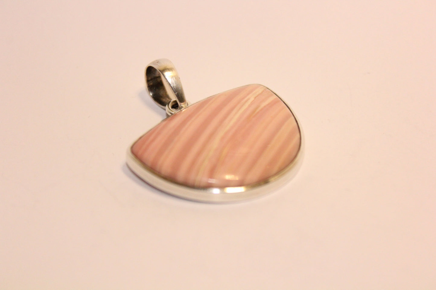 Pendant - Rhodochrosite - lge