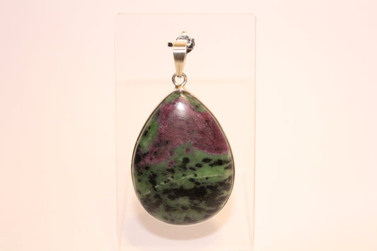 Pendant - Ruby in Zoizite - lge