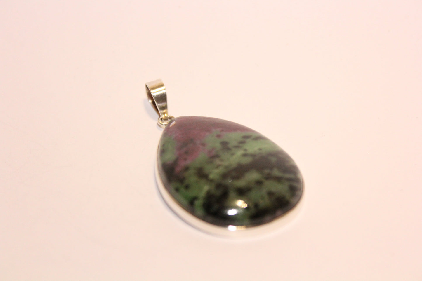 Pendant - Ruby in Zoizite - lge