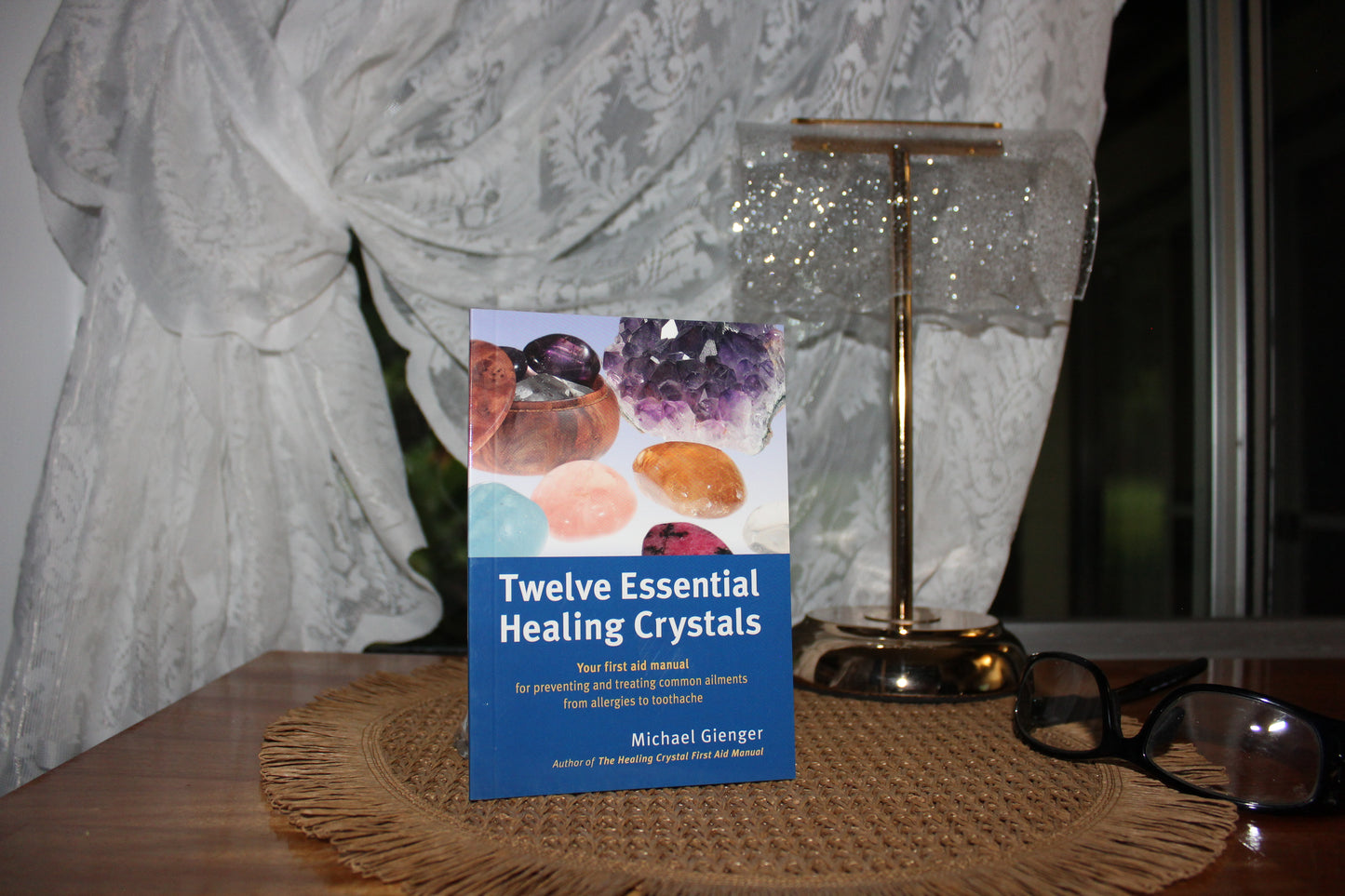 Book - 12 Essential Healing Crystals