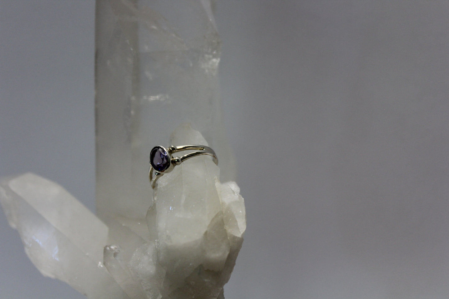 Ring - Amethyst - size - 8