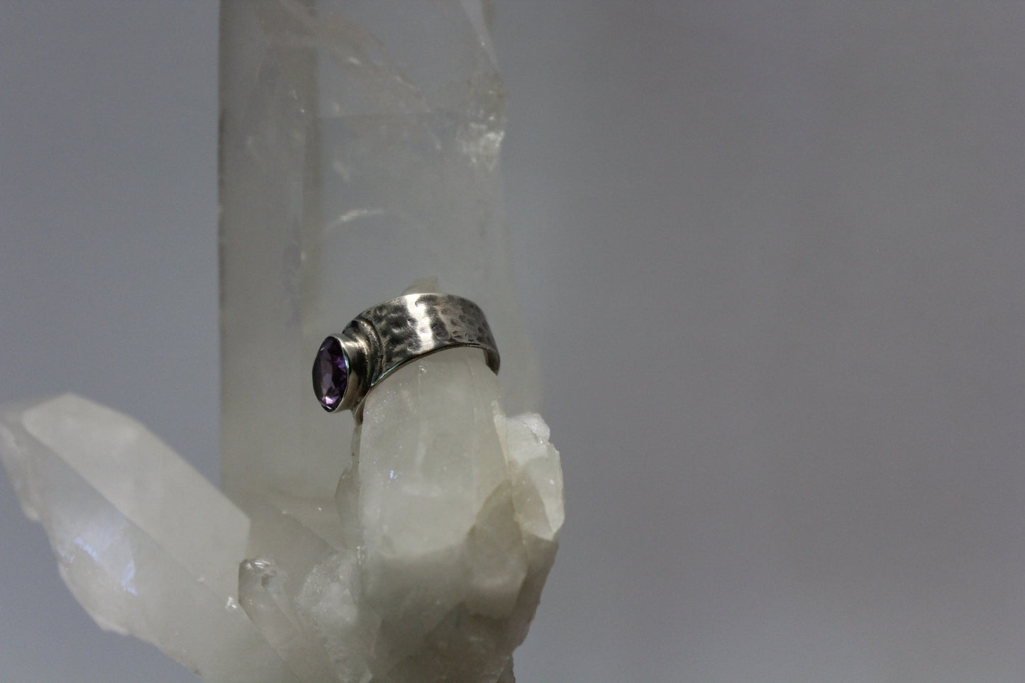 Ring - Amethyst - size - 7