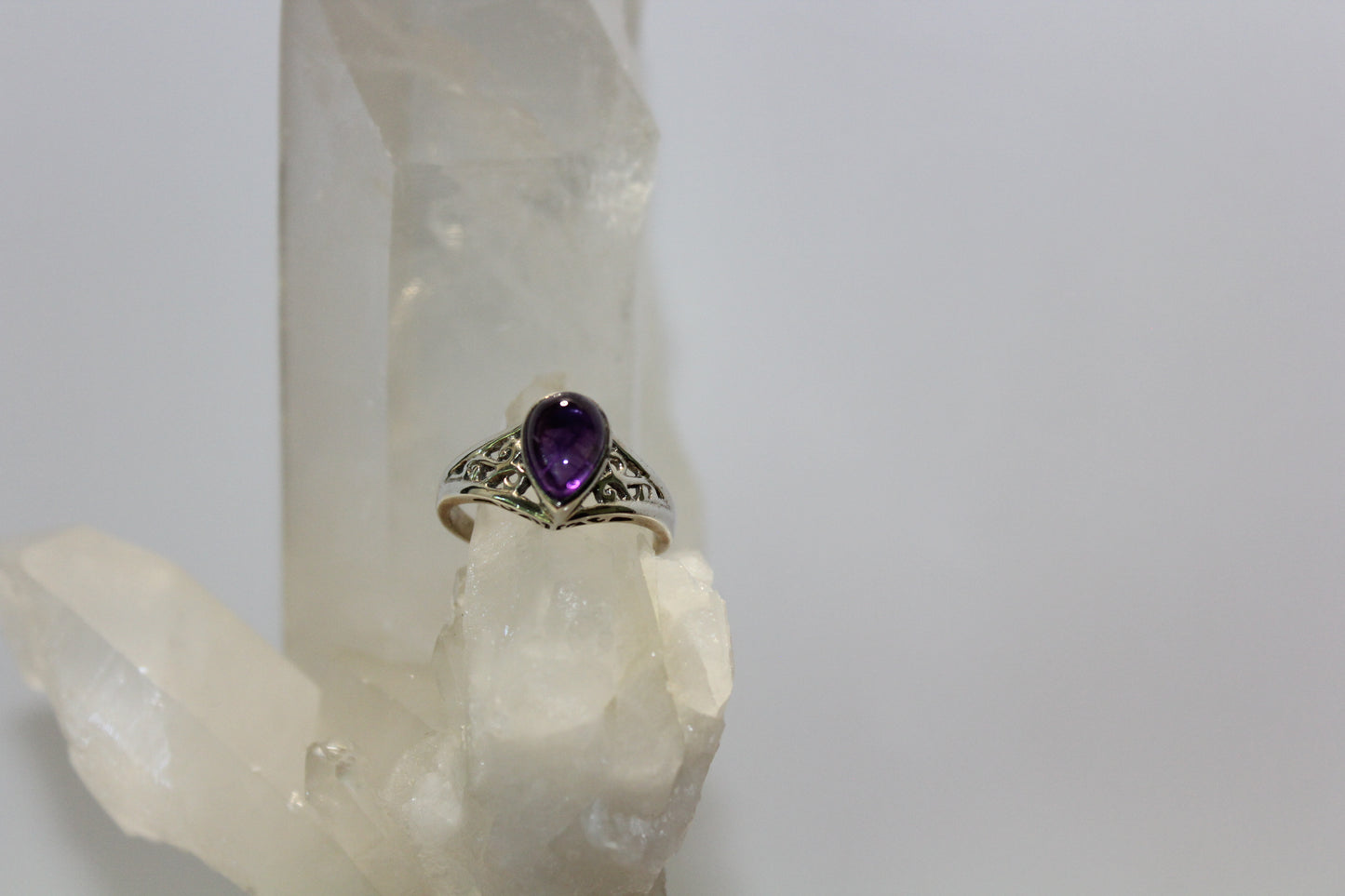 Ring - Amethyst - size - 9
