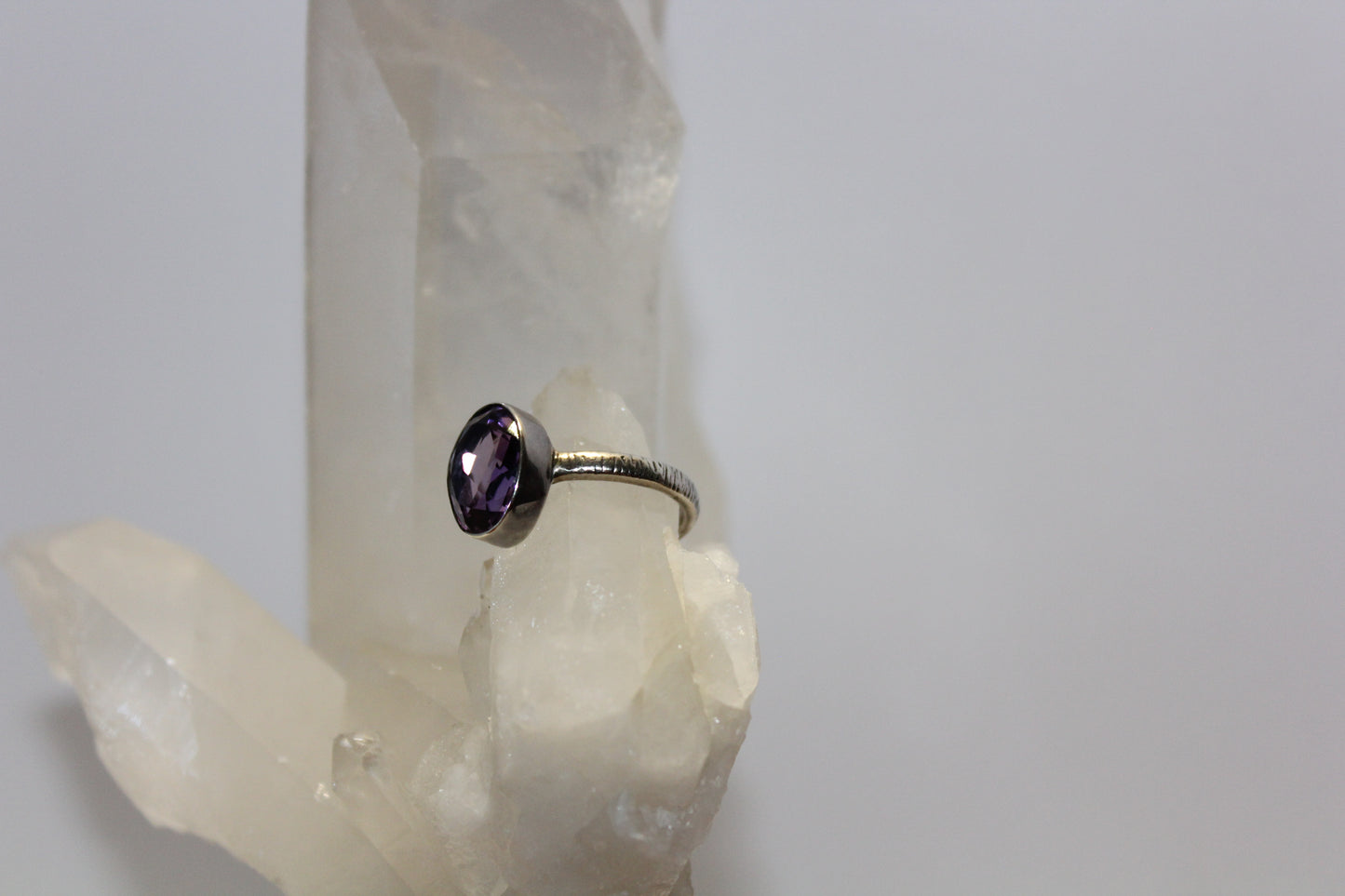 Ring - Amethyst - size - 7