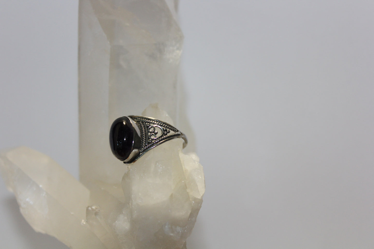 Ring - Amethyst - size - 9