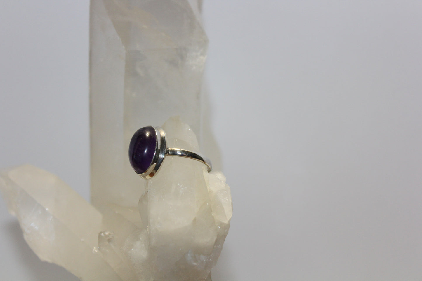 Ring - Amethyst - size - 7