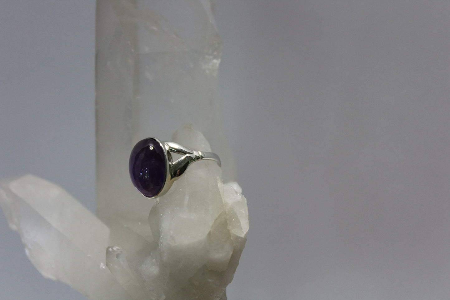 Ring - Amethyst - size - 10