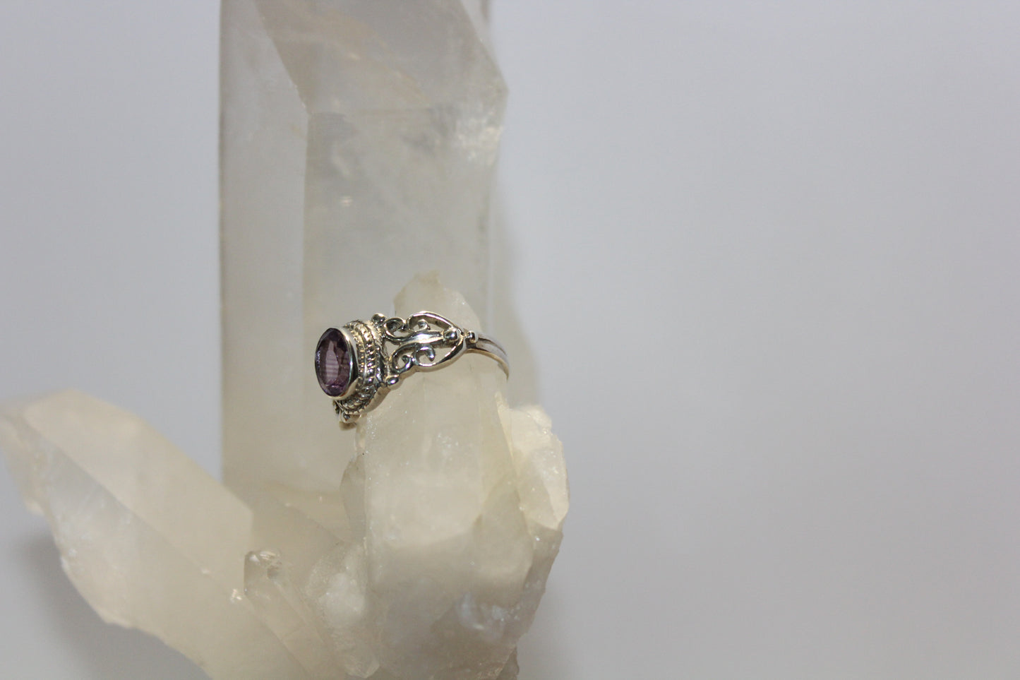 Ring - Amethyst - size - 9