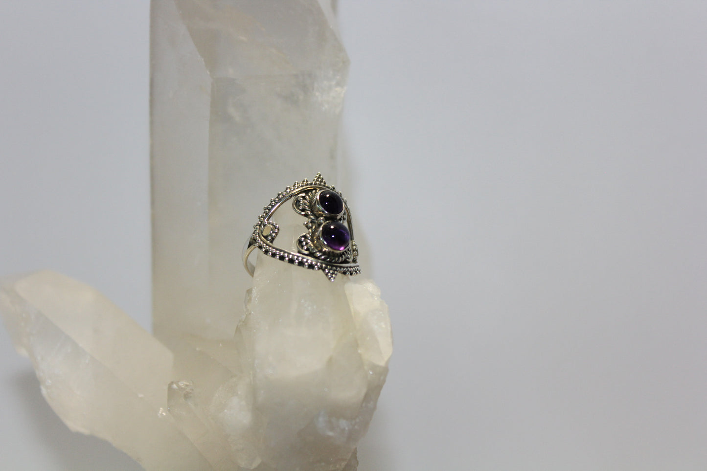 Ring - Amethyst - size - 8