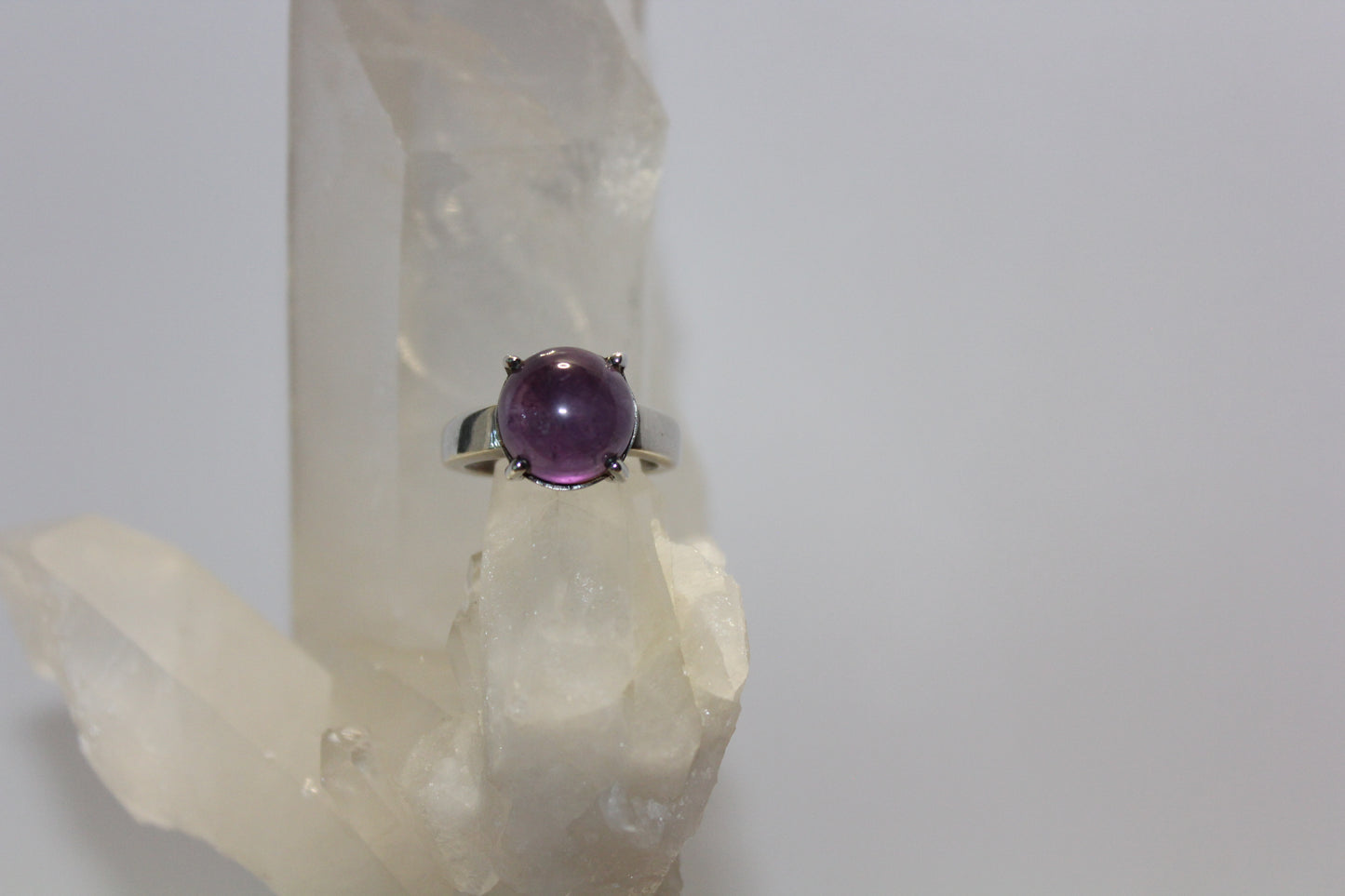 Ring - Amethyst - size - 8