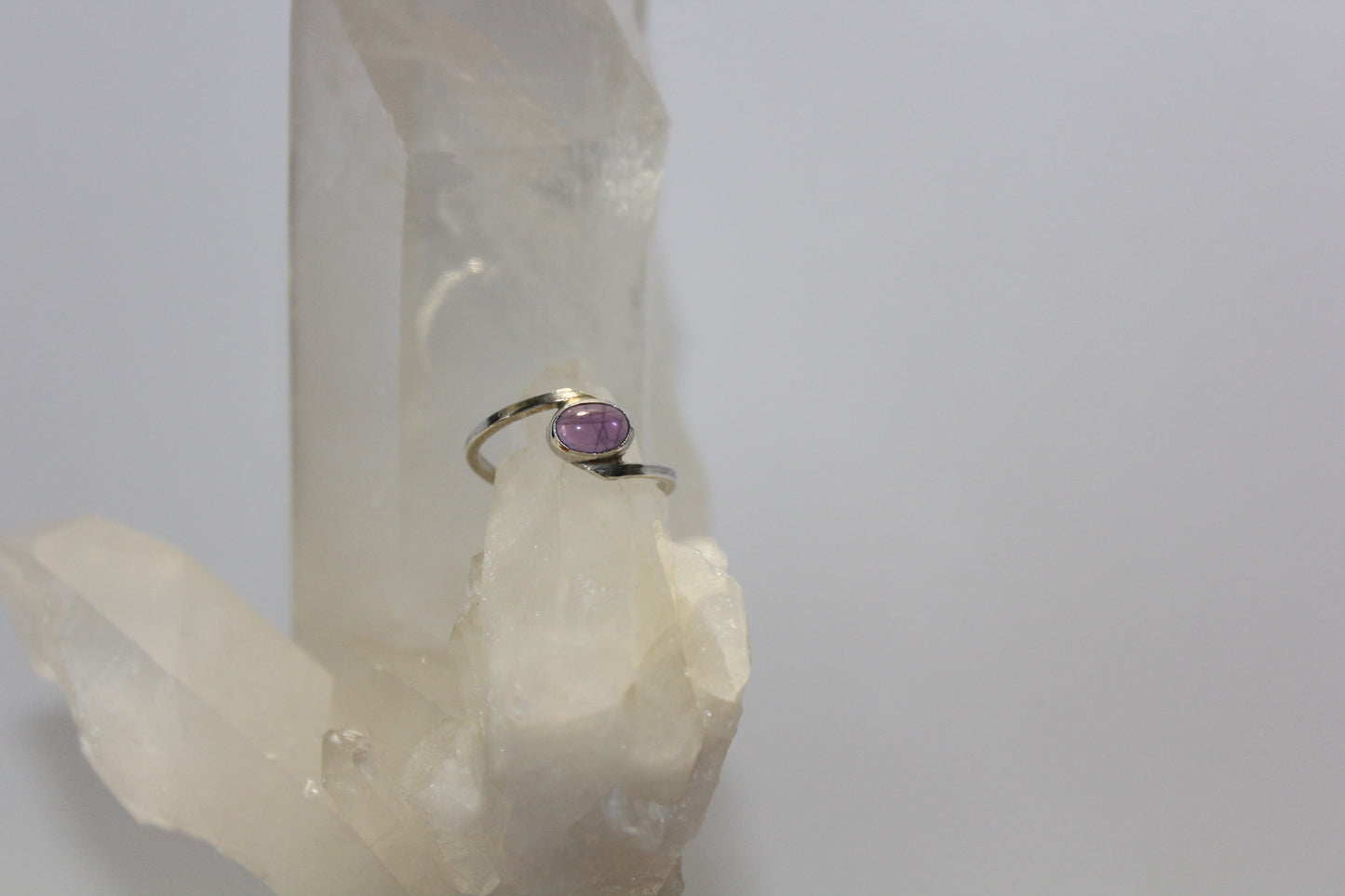 Ring - Amethyst - size - 8.5