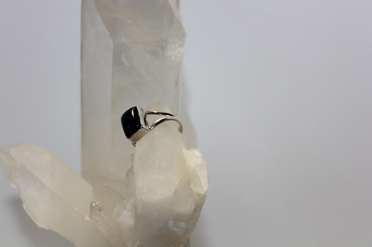 Ring - Amethyst - size - 6