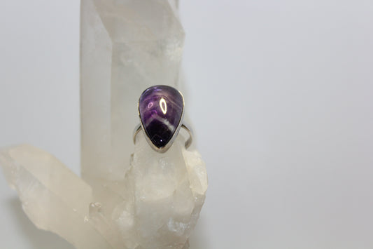 Ring - Amethyst - size - 8