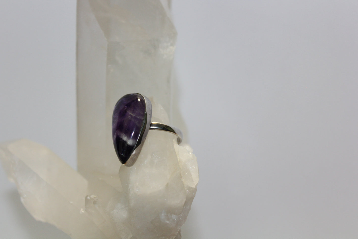 Ring - Amethyst - size - 8