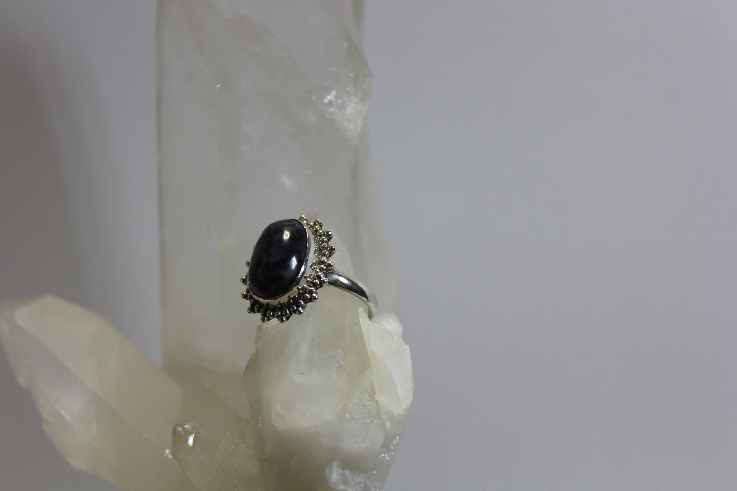 Ring - Charoite - size - 8