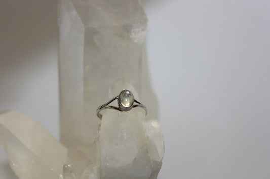 Ring - Clear Quartz - size - 7