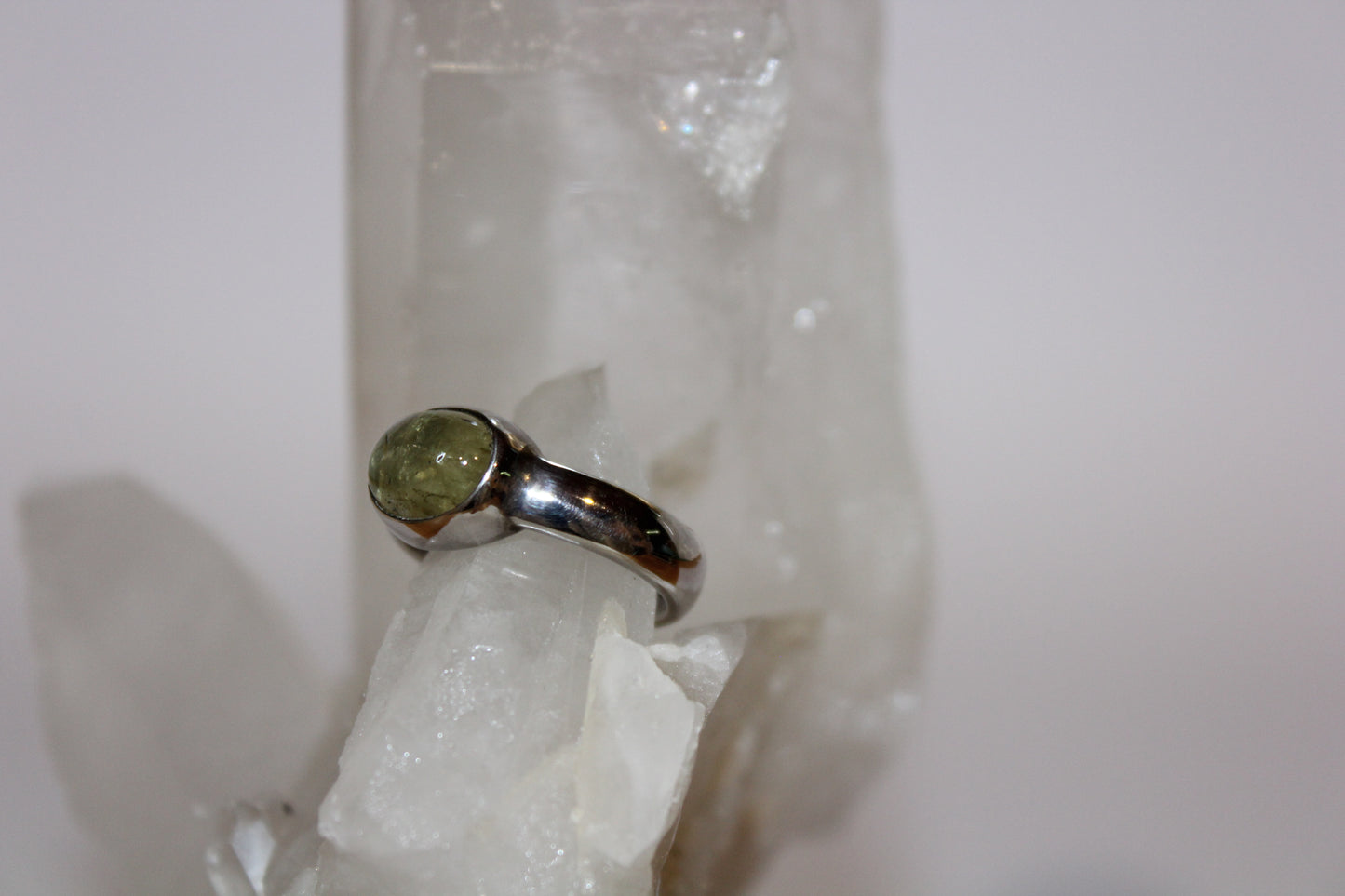Ring - Heliodore - size - 9