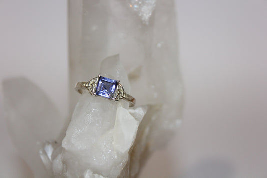 Ring - Iolite - size - 9