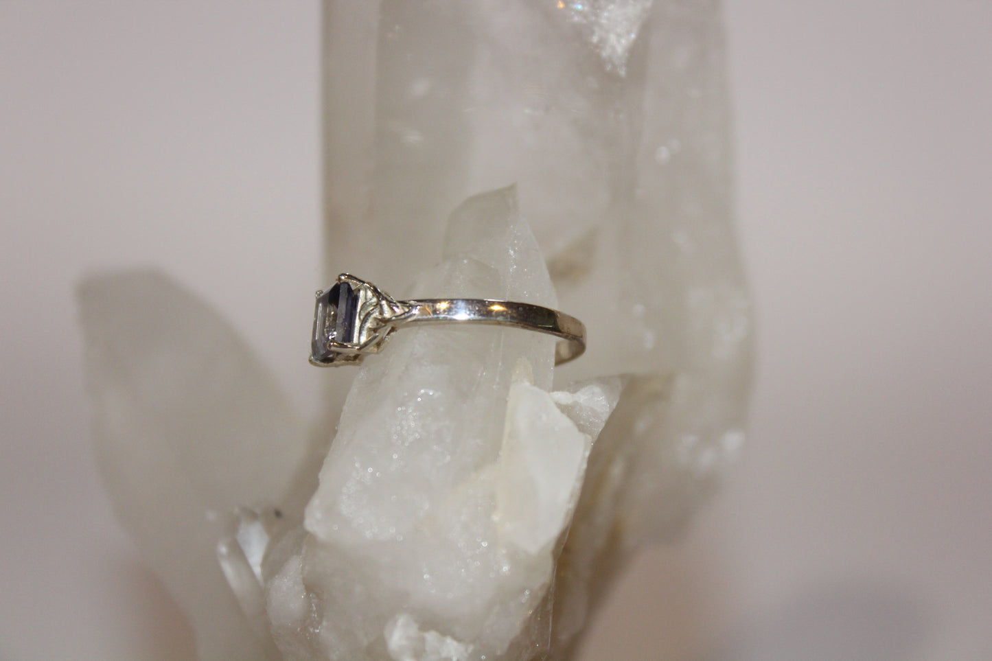 Ring - Iolite - size - 9