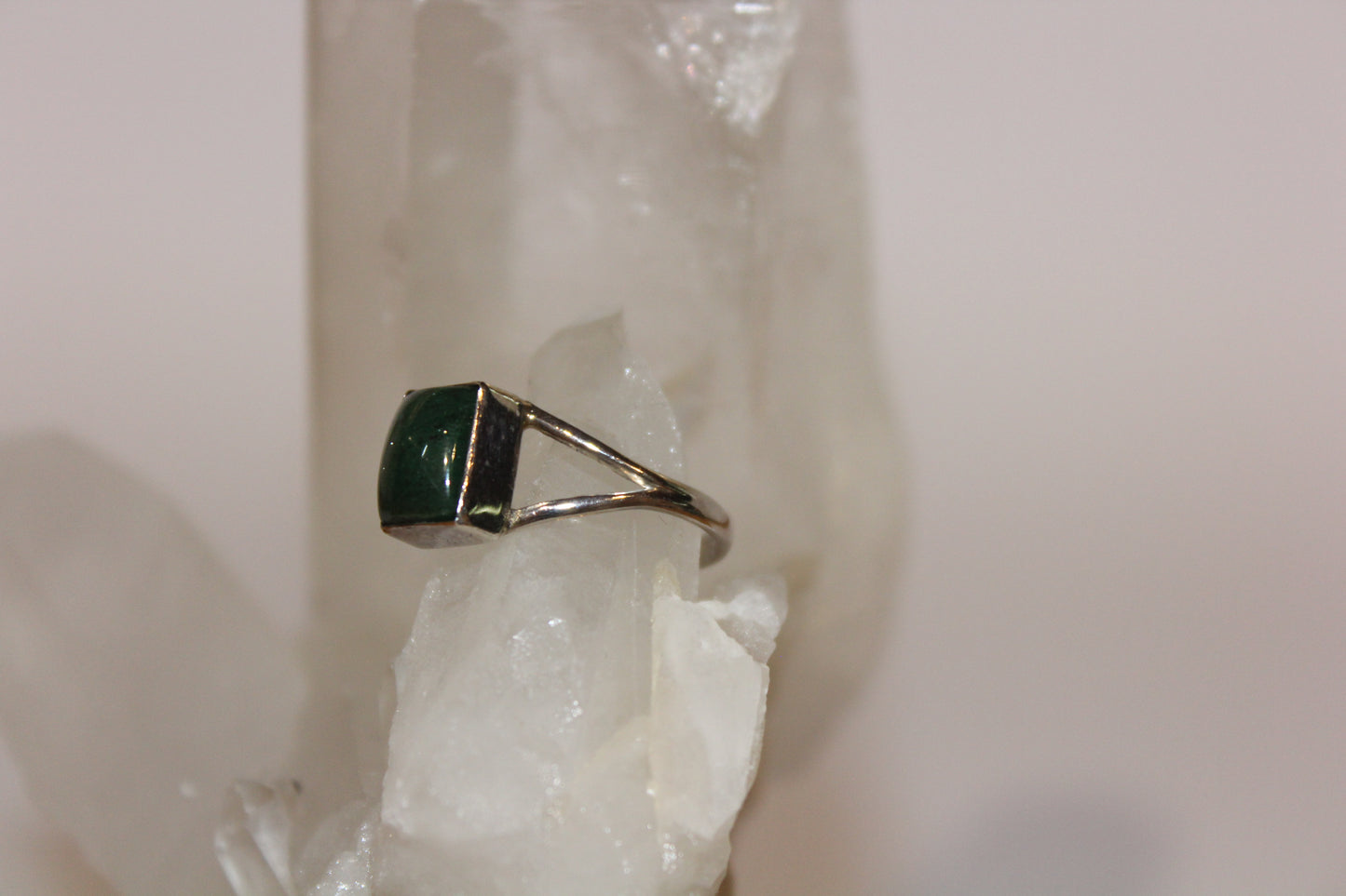 Ring - Jade - size - 9