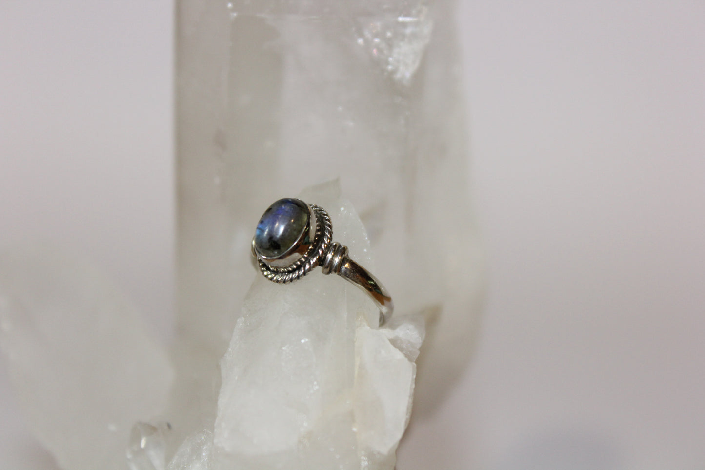 Ring - Labradorite - size - 7.5