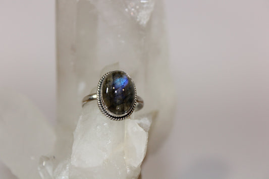Ring - Labradorite - size - 8