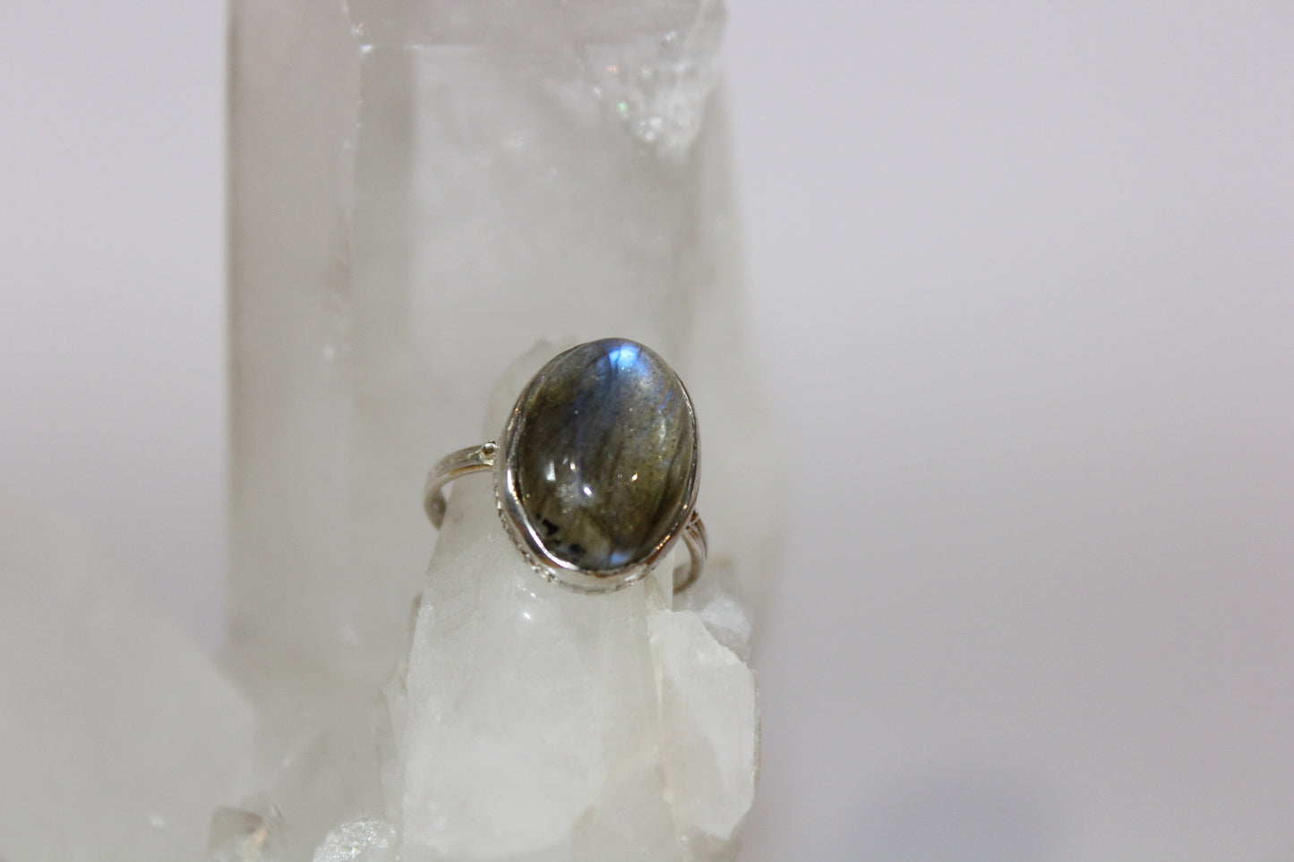 Ring - Labradorite - size - 9