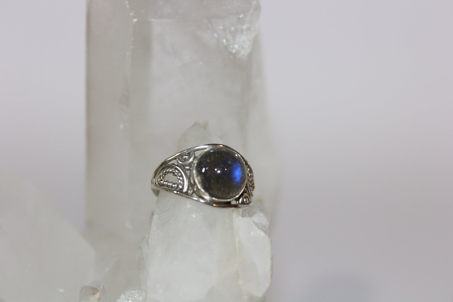 Ring - Labradorite - size - 8