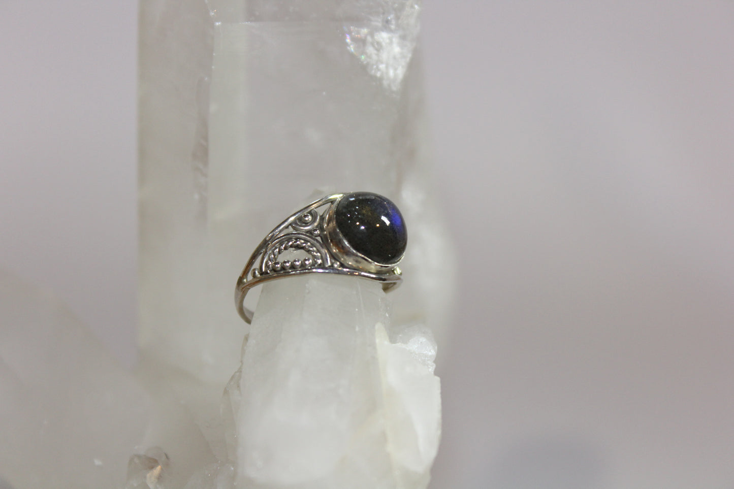 Ring - Labradorite - size - 8