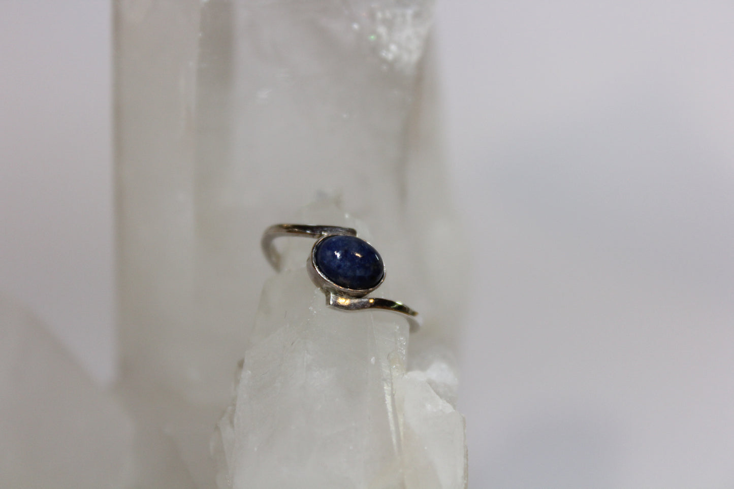 Ring - Lapis Lazuli - size - 6