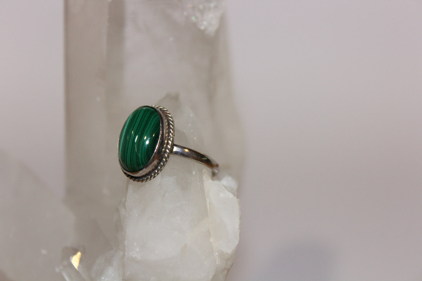Ring - Malachite - size - 9