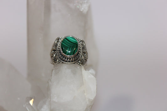 Ring - Malachite - size - 9