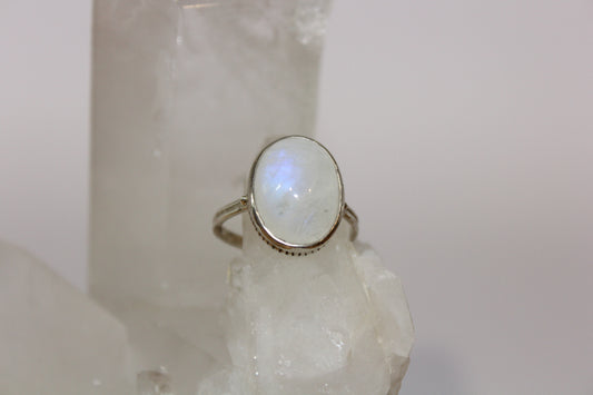 Ring - Moonstone - size - 10