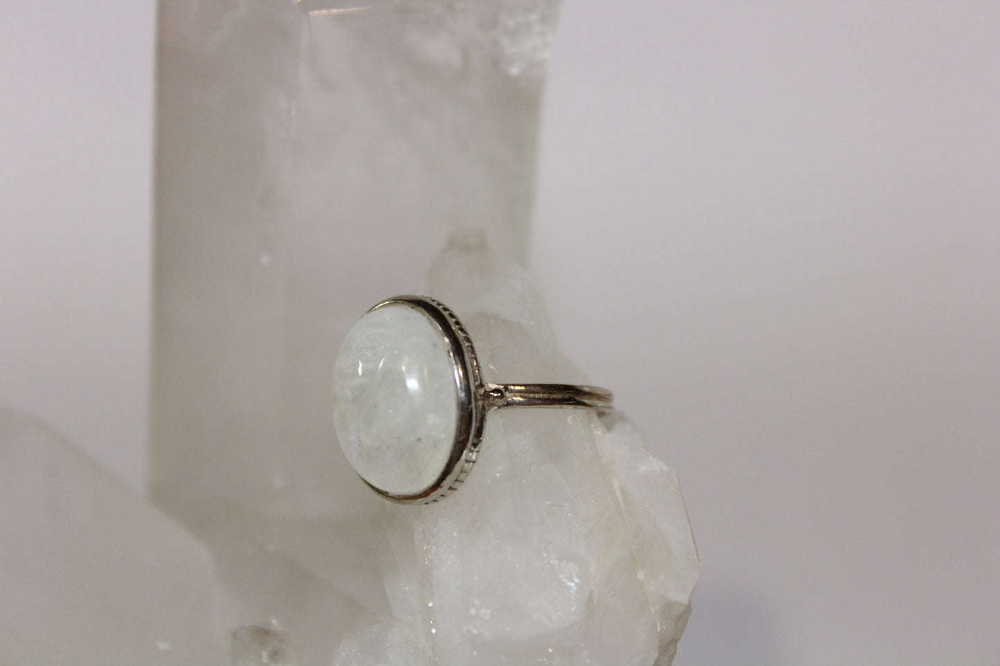 Ring - Moonstone - size - 10