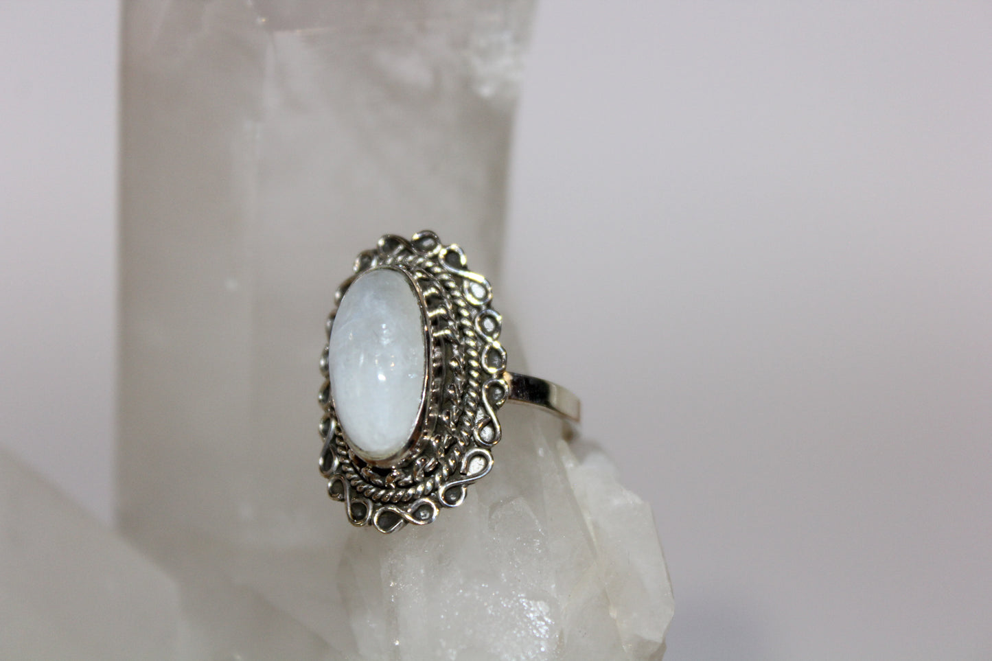 Ring - Moonstone - size - 10