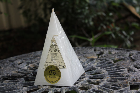 Zodiac Candle - Cancer (white/rose quartz)