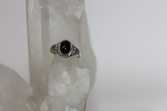 Ring - Onyx - size - 7