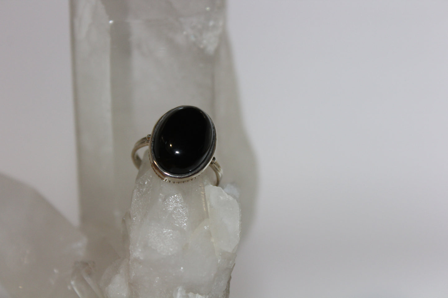 Ring - Onyx - size - 9