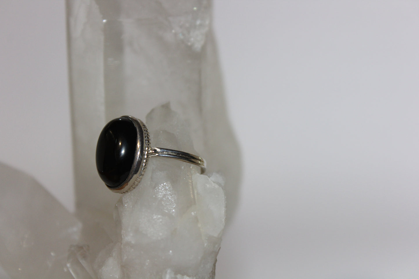 Ring - Onyx - size - 9
