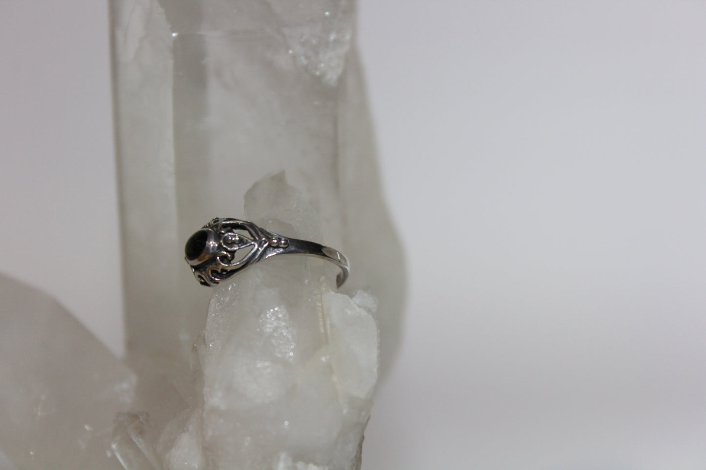 Ring - Onyx - size - 8