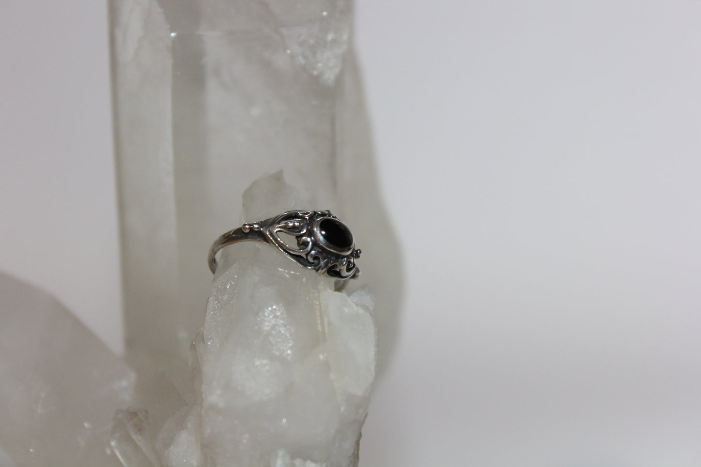 Ring - Onyx - size - 8
