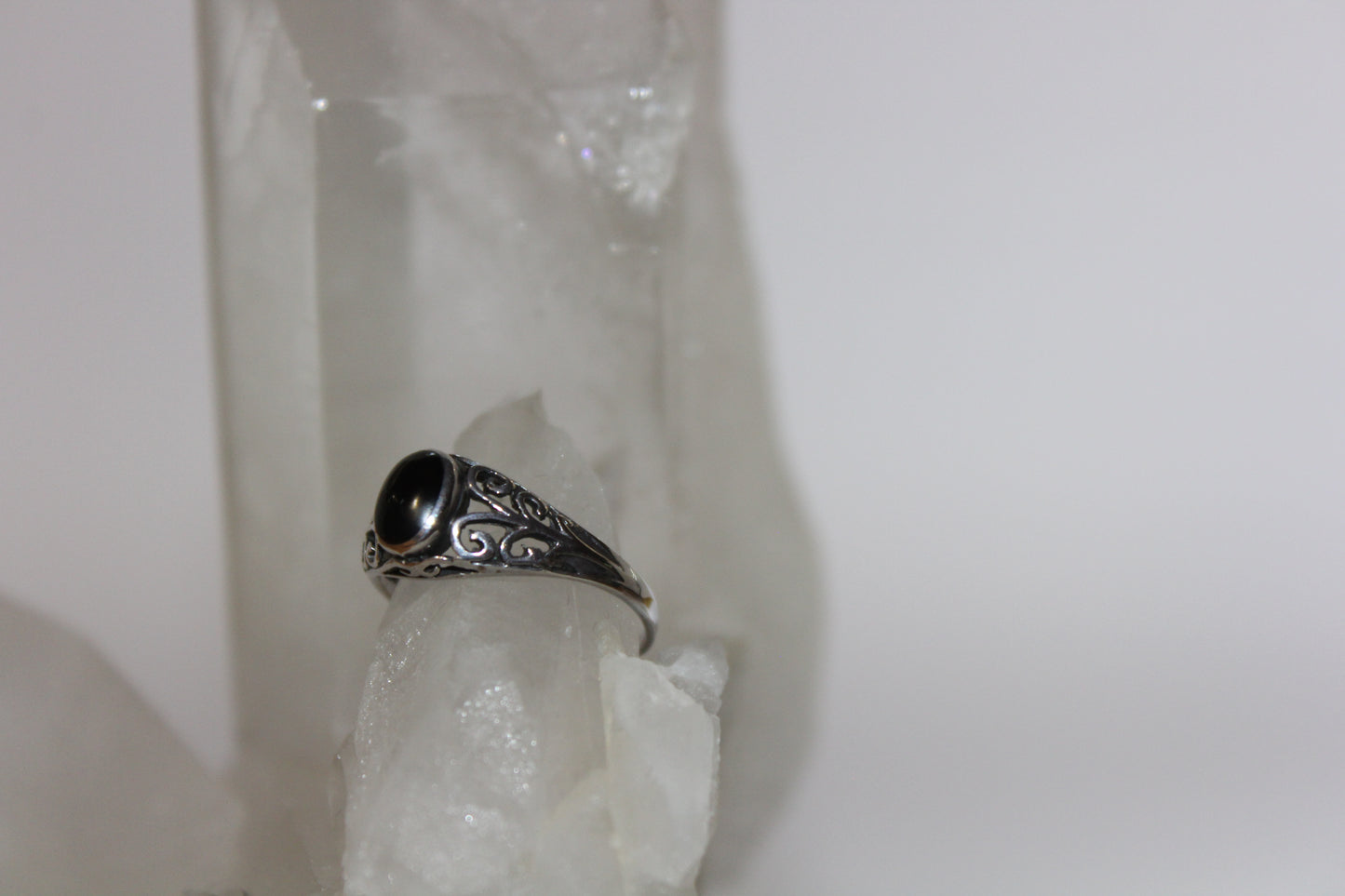 Ring - Onyx - size - 7