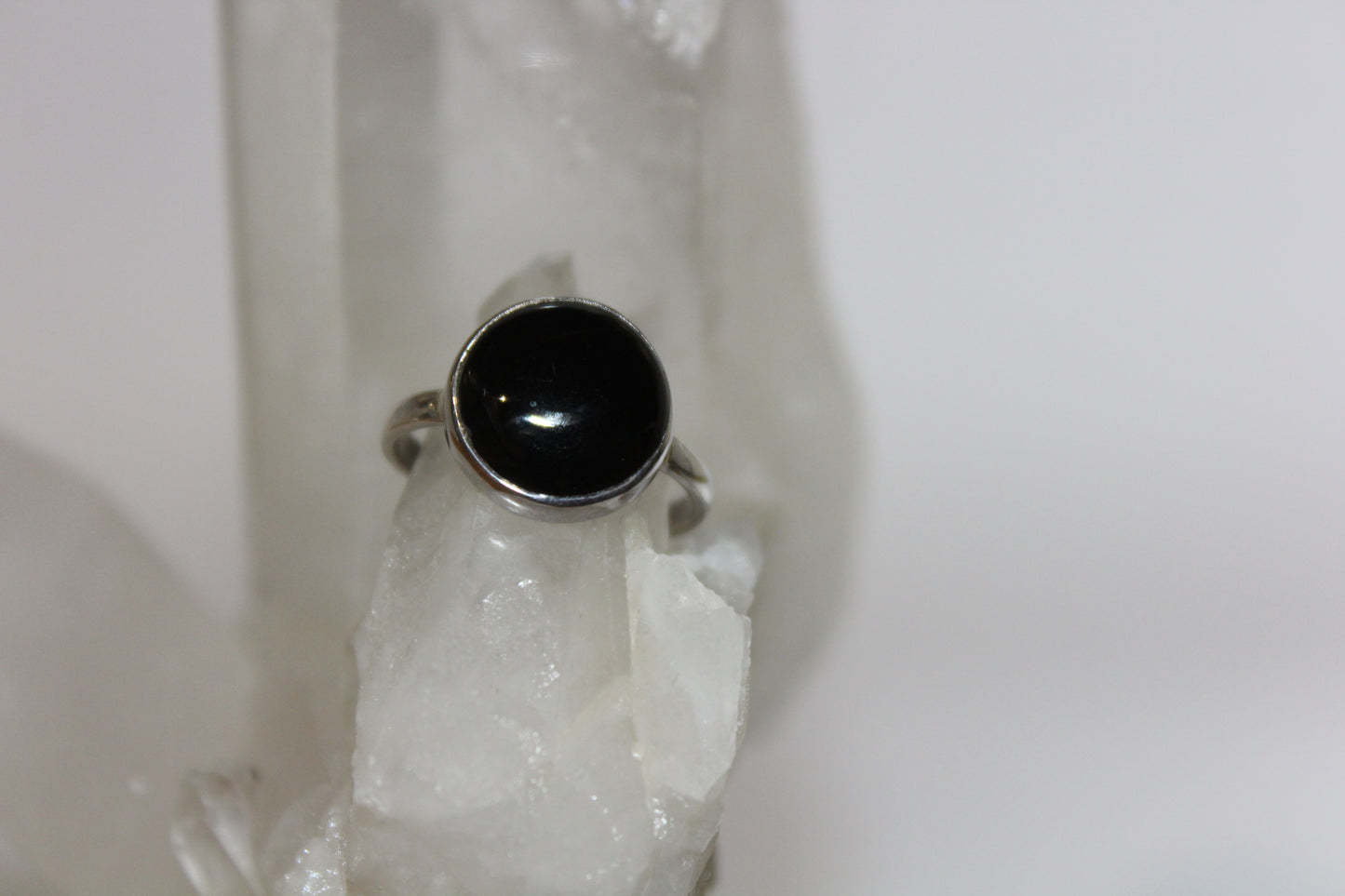 Ring - Onyx - size - 9