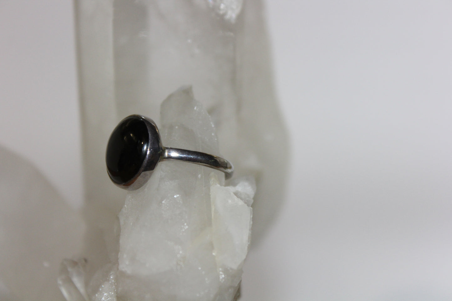 Ring - Onyx - size - 9