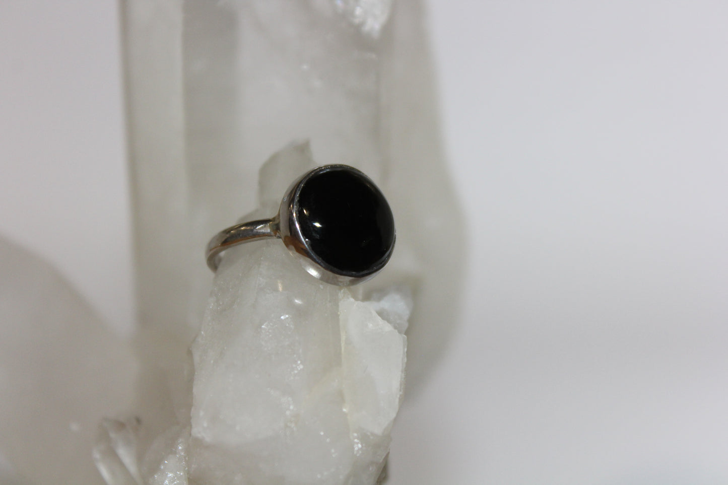 Ring - Onyx - size - 9