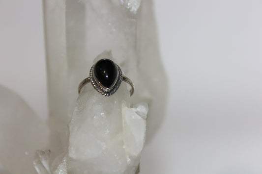 Ring - Onyx - size - 6