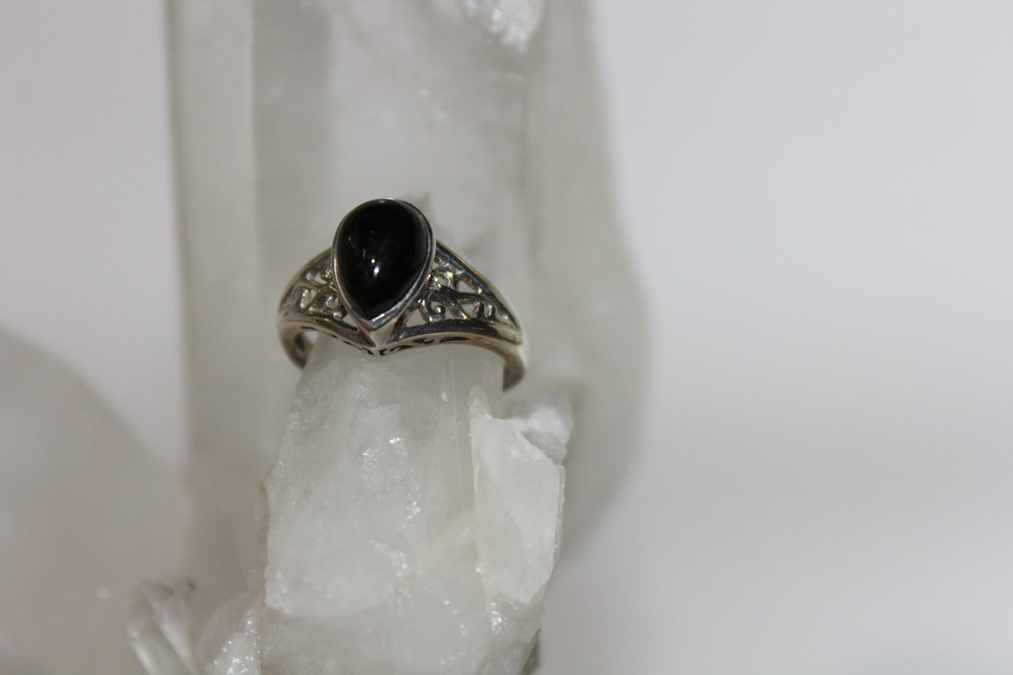 Ring - Onyx - size - 8