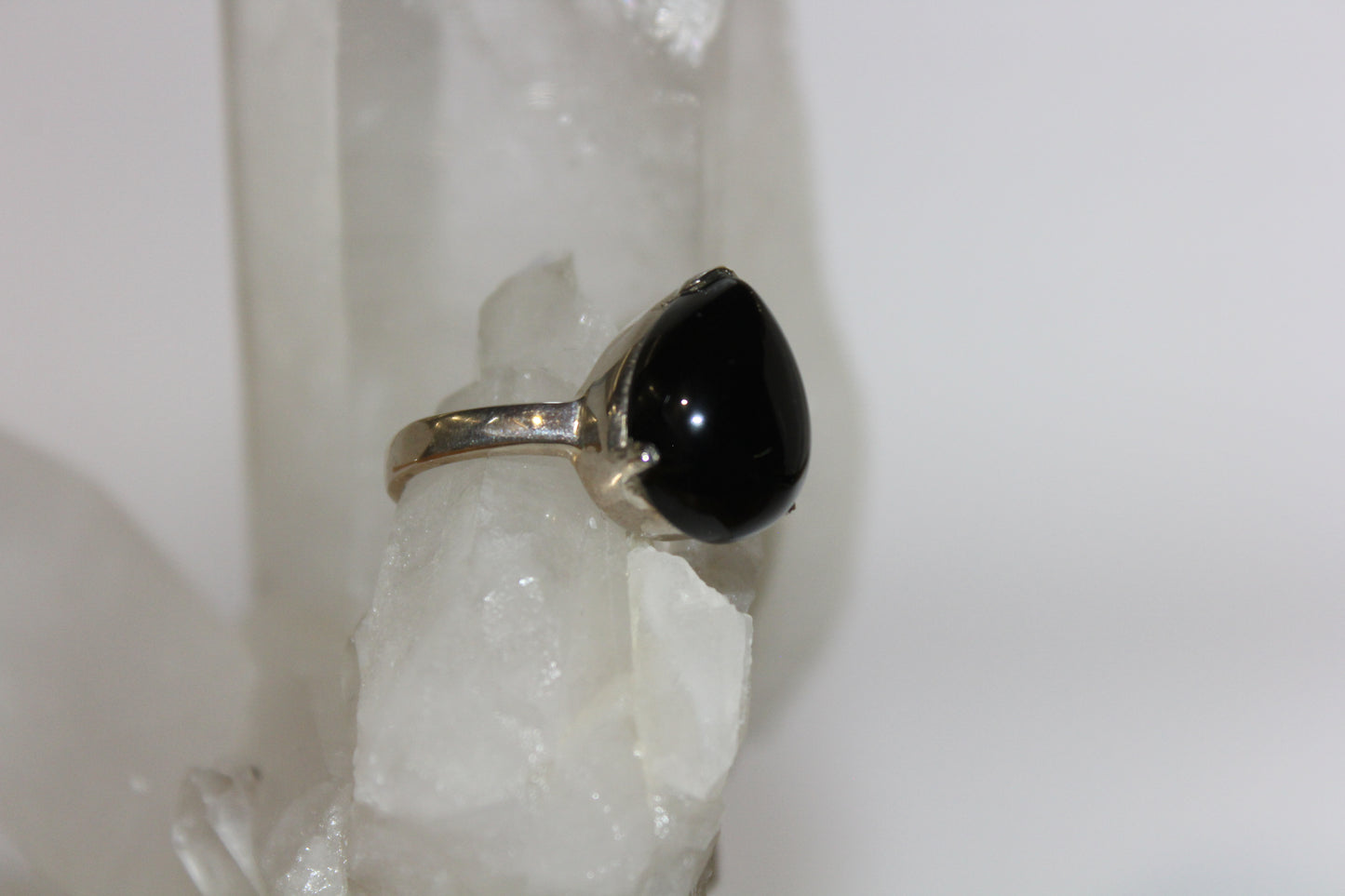 Ring - Onyx - size - 8