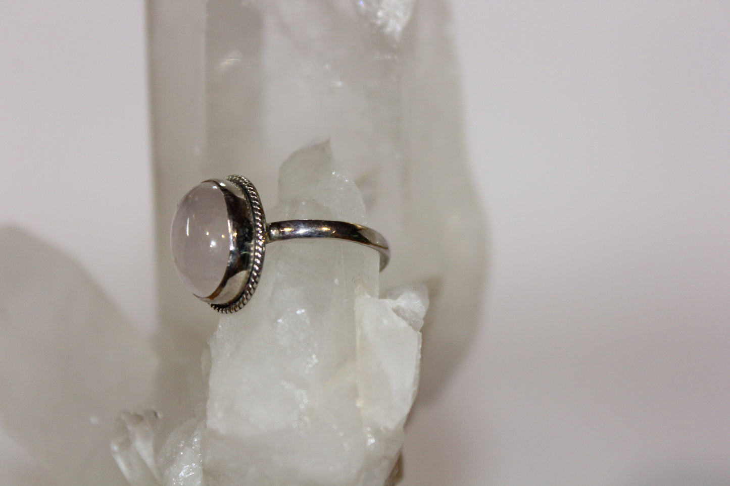 Ring - Rose Quartz - size - 9