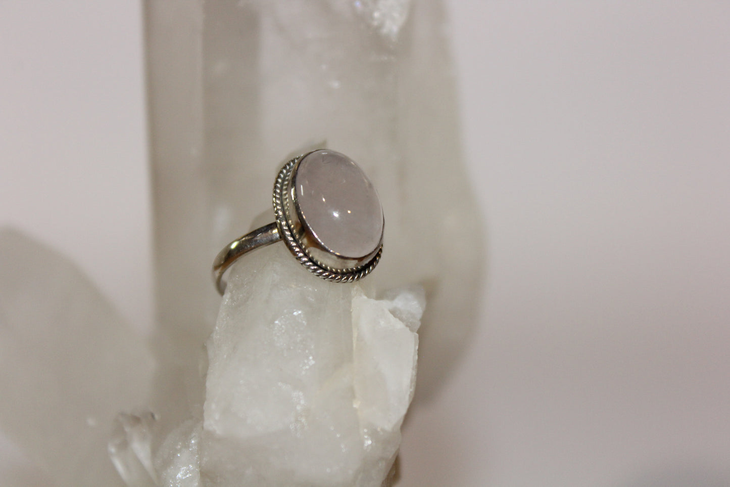 Ring - Rose Quartz - size - 9